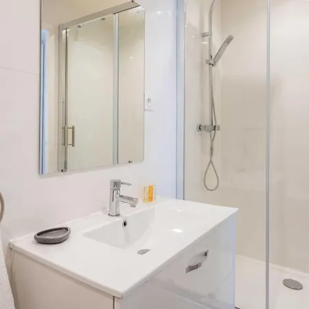 Appartamento Cosy 3bdr-6p - Parc Des Buttes-chaumont Parigi